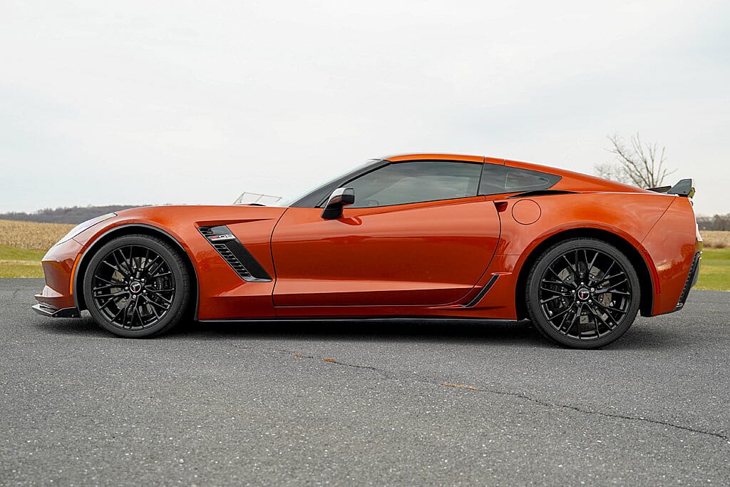 ローチャリ　オレンジメタリック 2015 Chevrolet Corvette Z06 3LZ for Sale | Exotic Car Trader (Lot